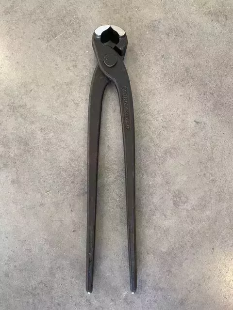 TENAILLE RUSSE KNIPEX