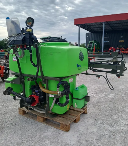 Pulvérisateur Tecnoma 800 Litres 12 mètres