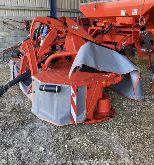 Faucheuse frontale Kuhn GMD3125FF