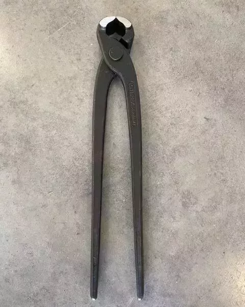 TENAILLE RUSSE KNIPEX