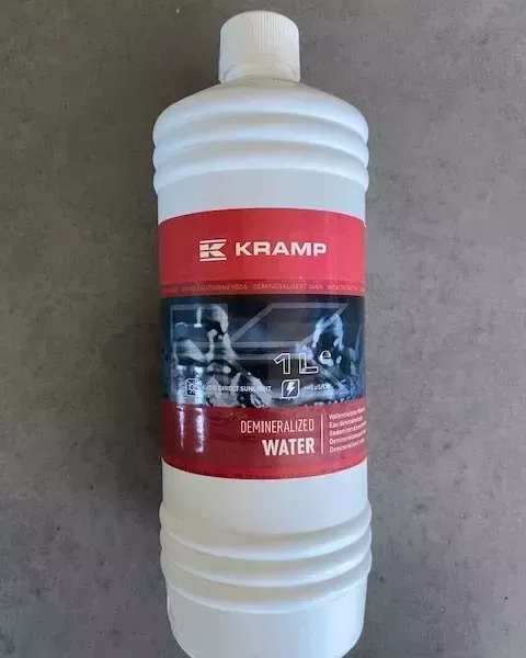 EAU DEMINERALISEE 1 LITRE