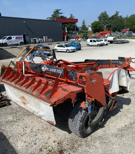 Faucheuse conditionneuse Kuhn FC3160TCD