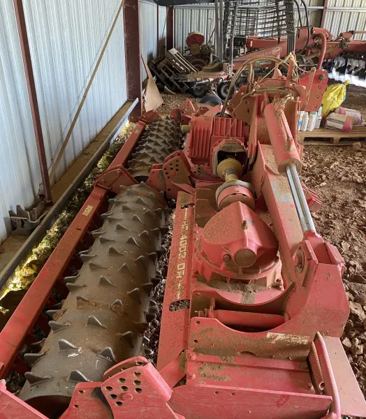 Herse rotative repliable Kuhn HR4003DR