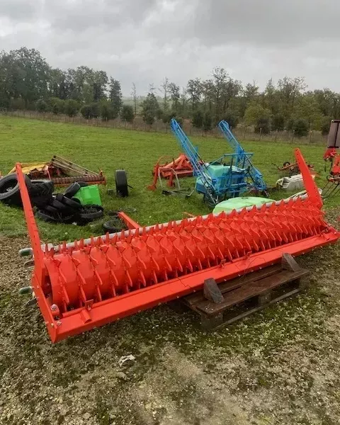 Rouleau packer PK2 KUHN Largeur 3 mètres