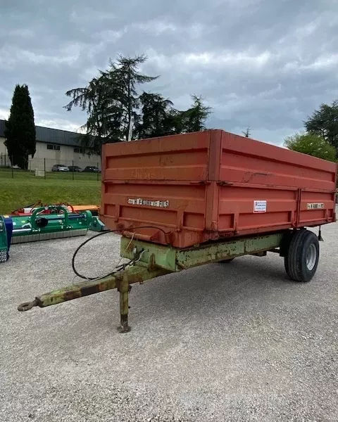 Benne à ridelles 6 tonnes Desmarest